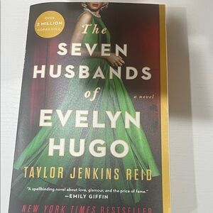 The Seven Husbands of Evelyn Hugo Book